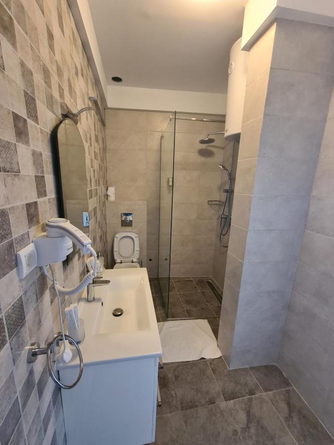 Rustico Apartments Tivat Eksteriør billede