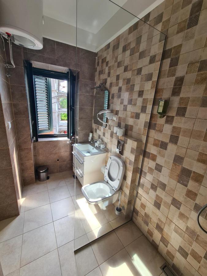 Rustico Apartments Tivat Eksteriør billede
