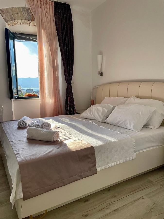 Rustico Apartments Tivat Eksteriør billede