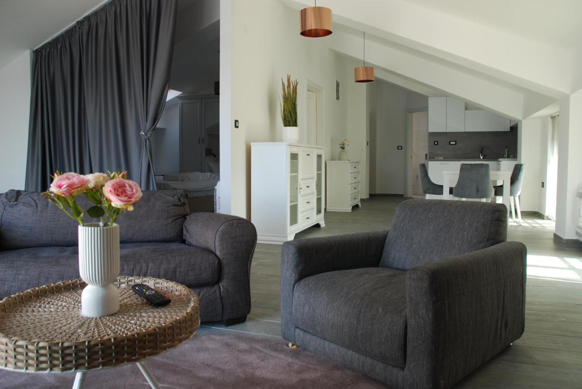 Rustico Apartments Tivat Eksteriør billede