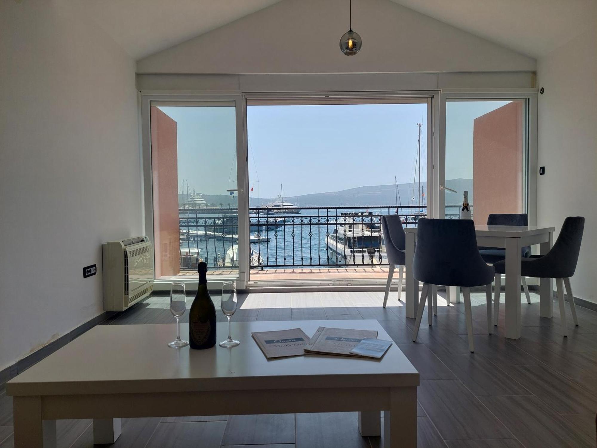 Rustico Apartments Tivat Eksteriør billede